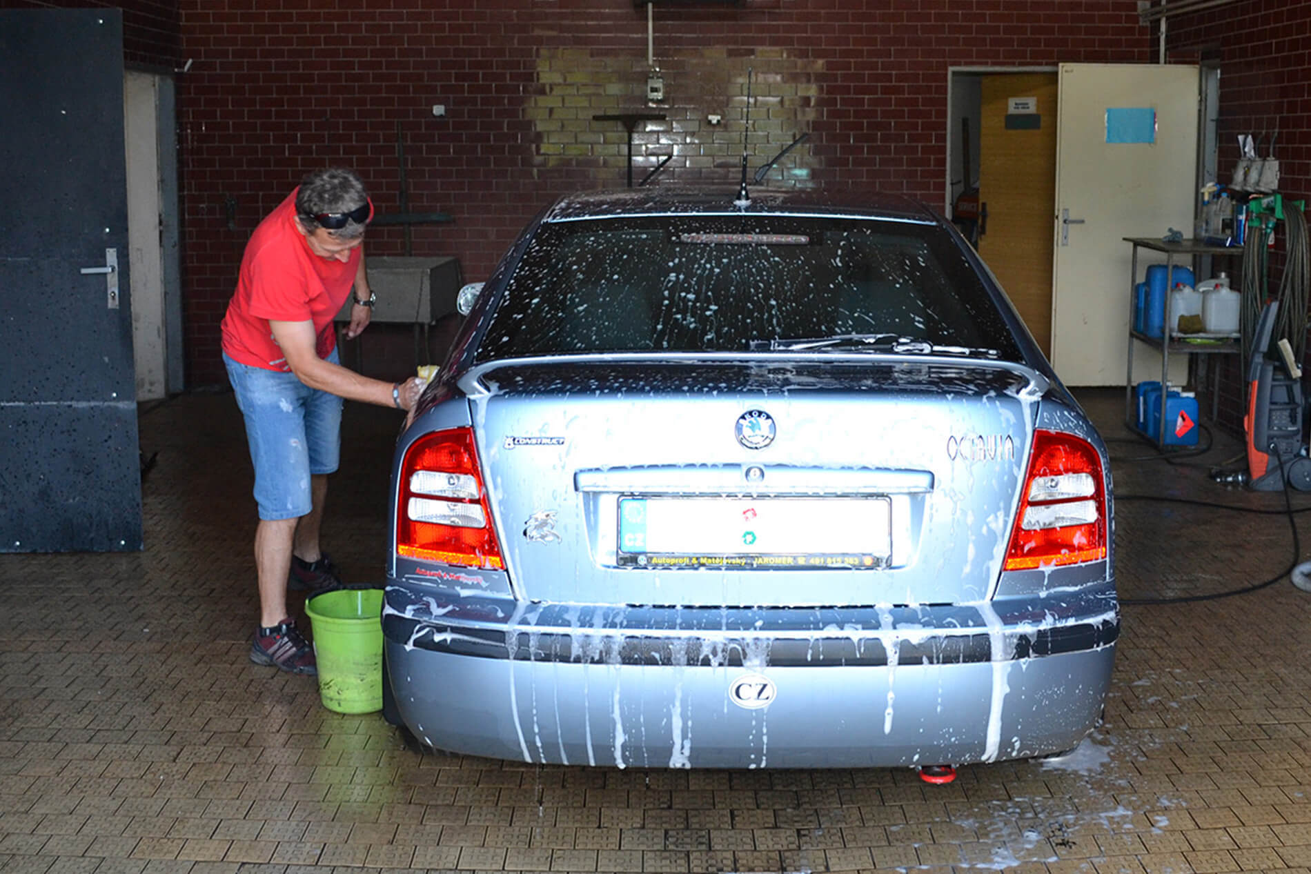 Mytí automobilu